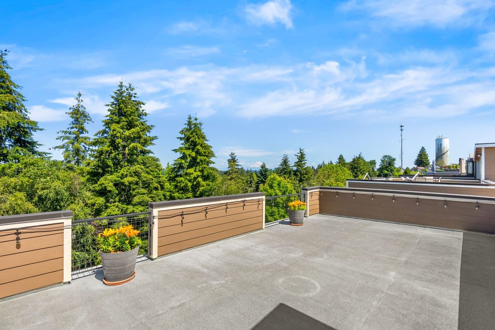 Olympia House: 3062 Banks Ln Sw