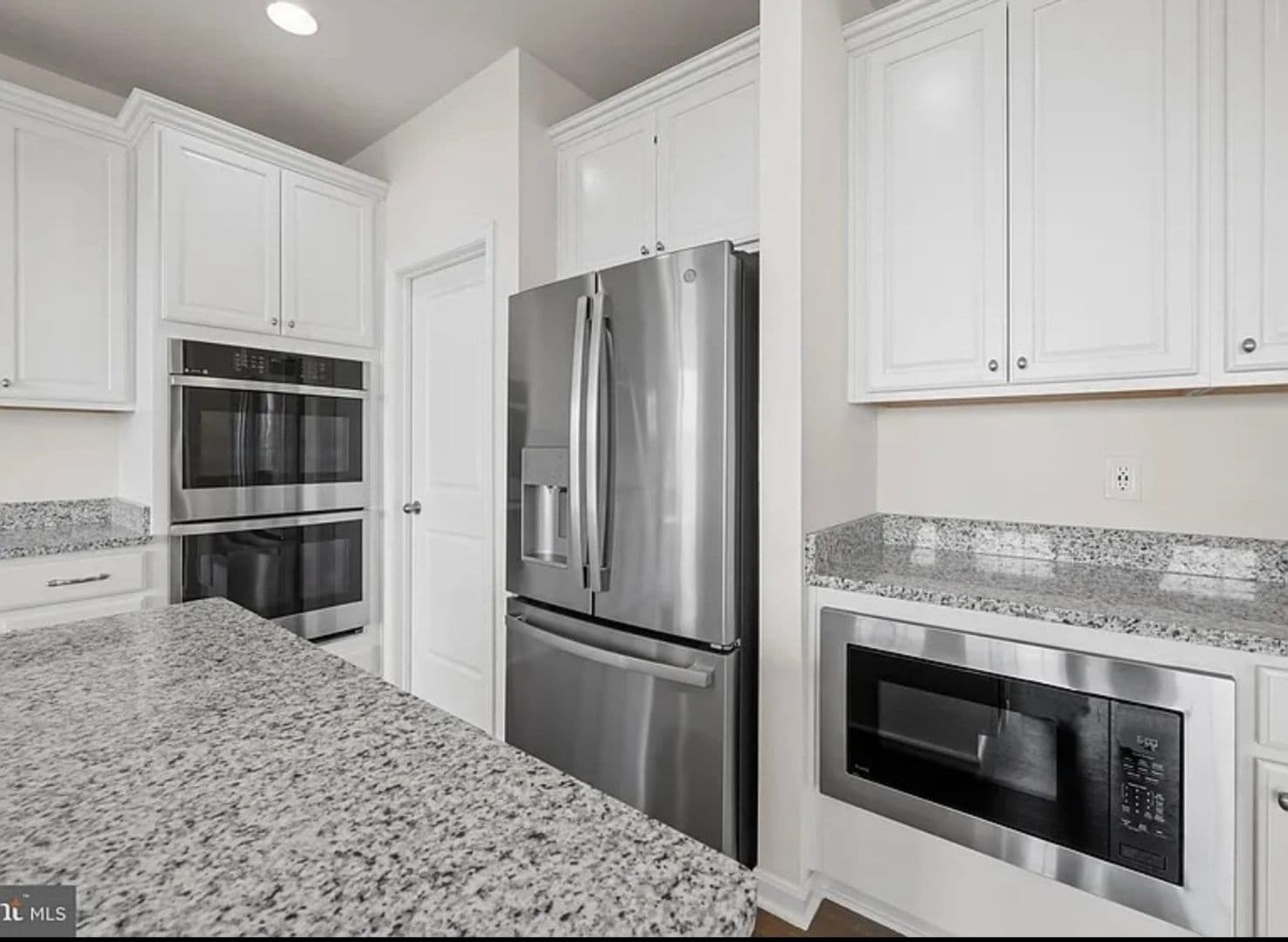 Middletown House: 635 Corbit Dr