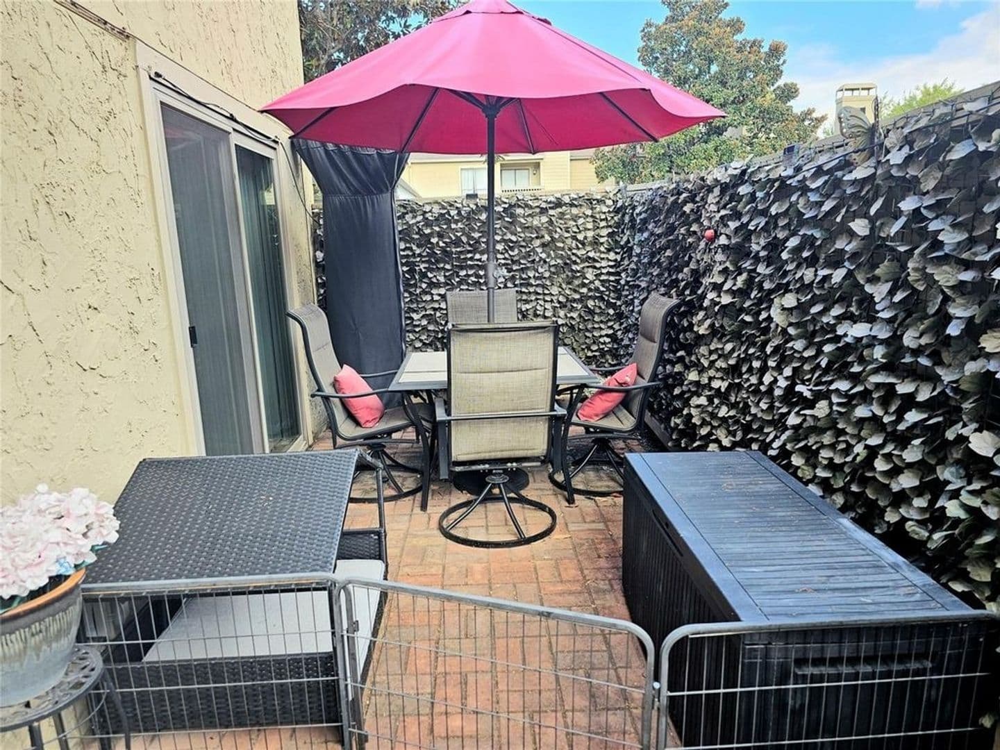 Houston Condo: 3566 Ocee St