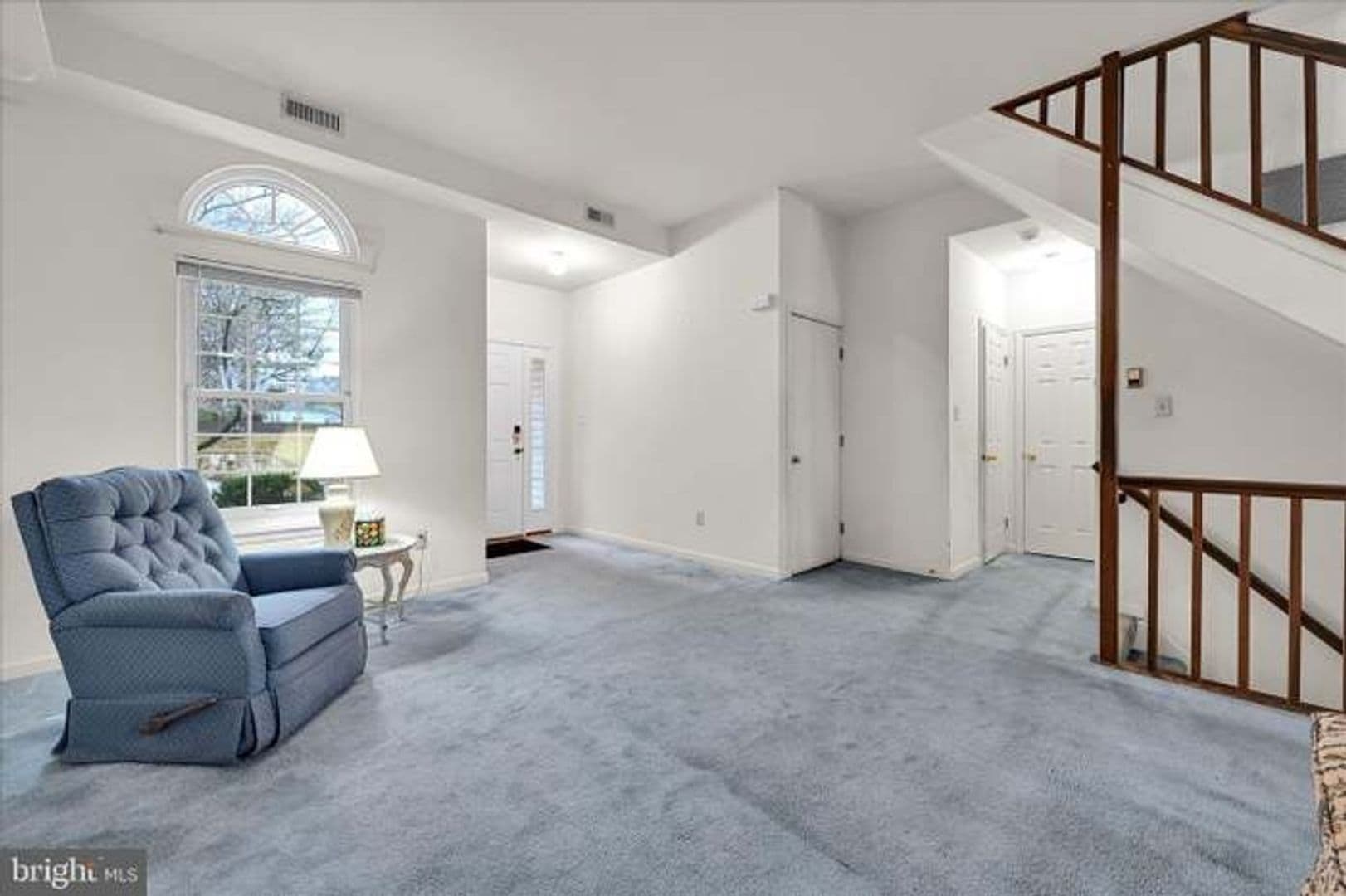 Harrisburg House: 6106 Spring Knl Dr