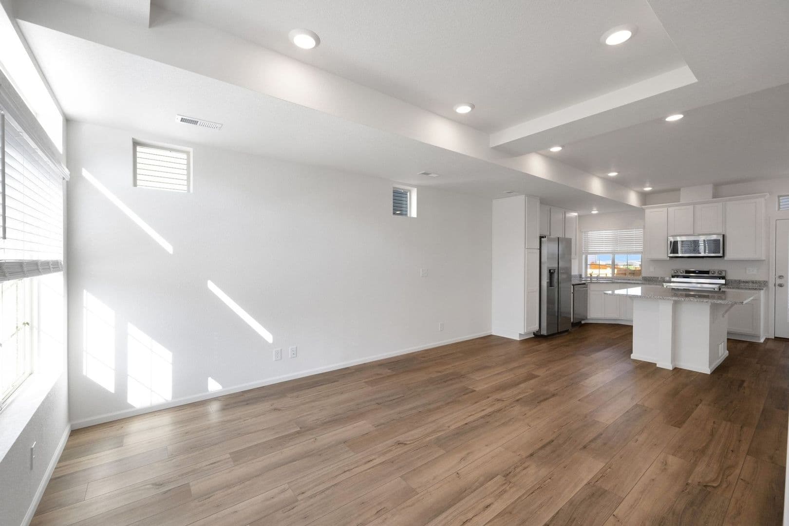 Commerce City House: 16131 E 111th Dr