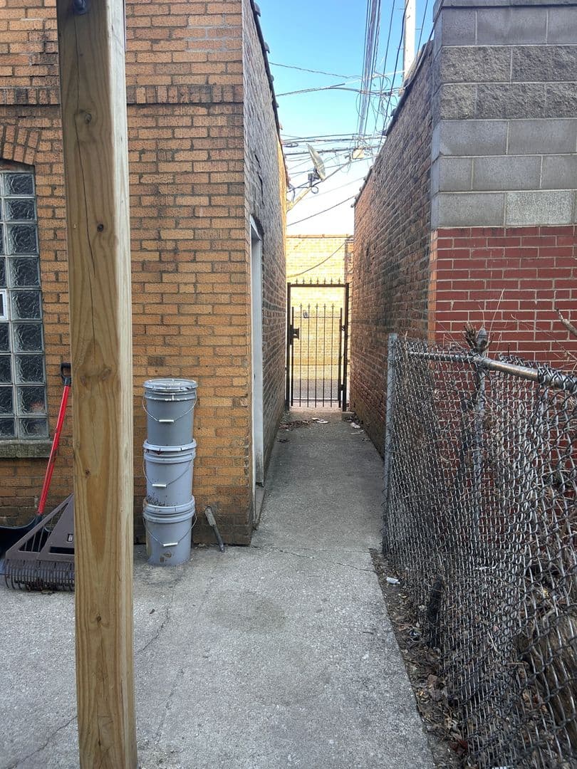 Chicago Townhome: 8235 S. Marshfield Ave