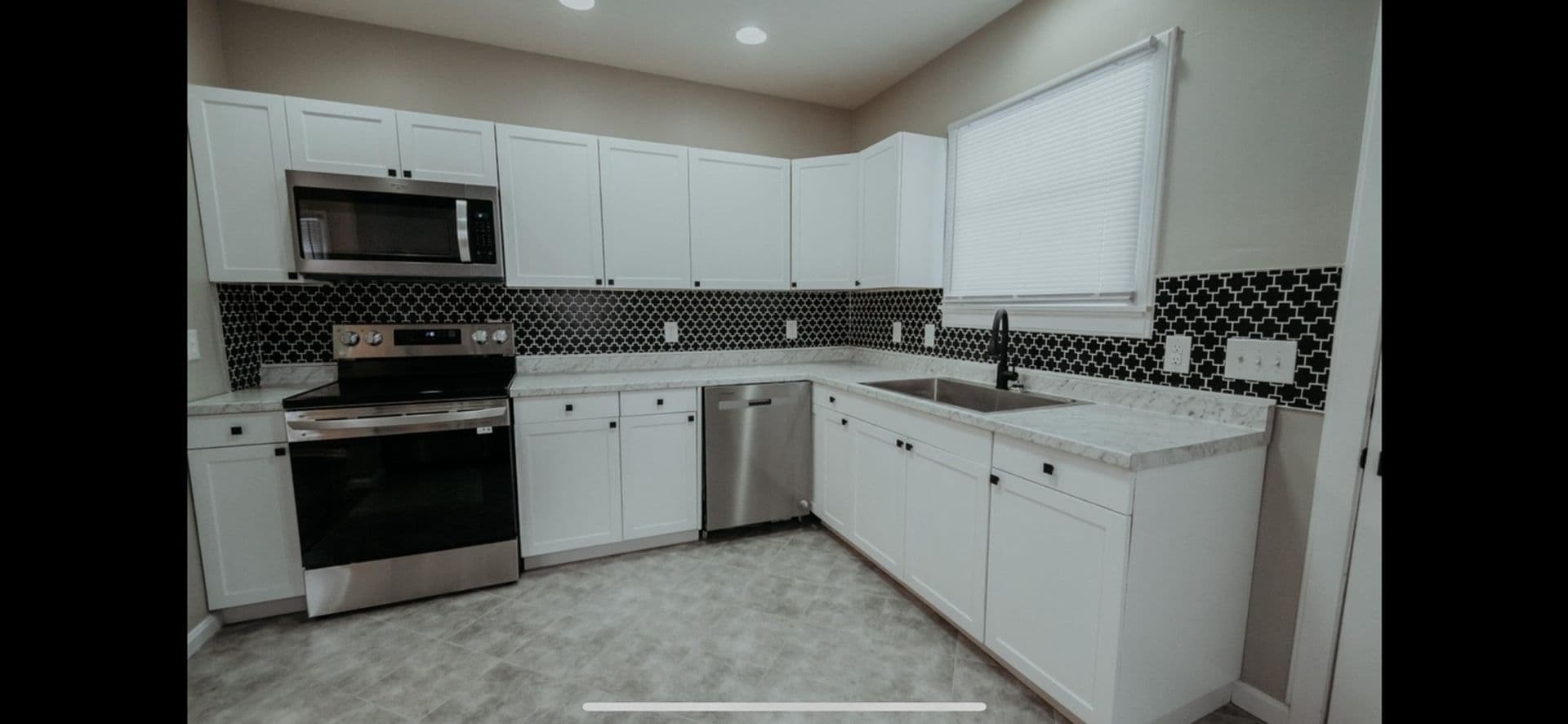Louisville Townhome: 637 S 44th St