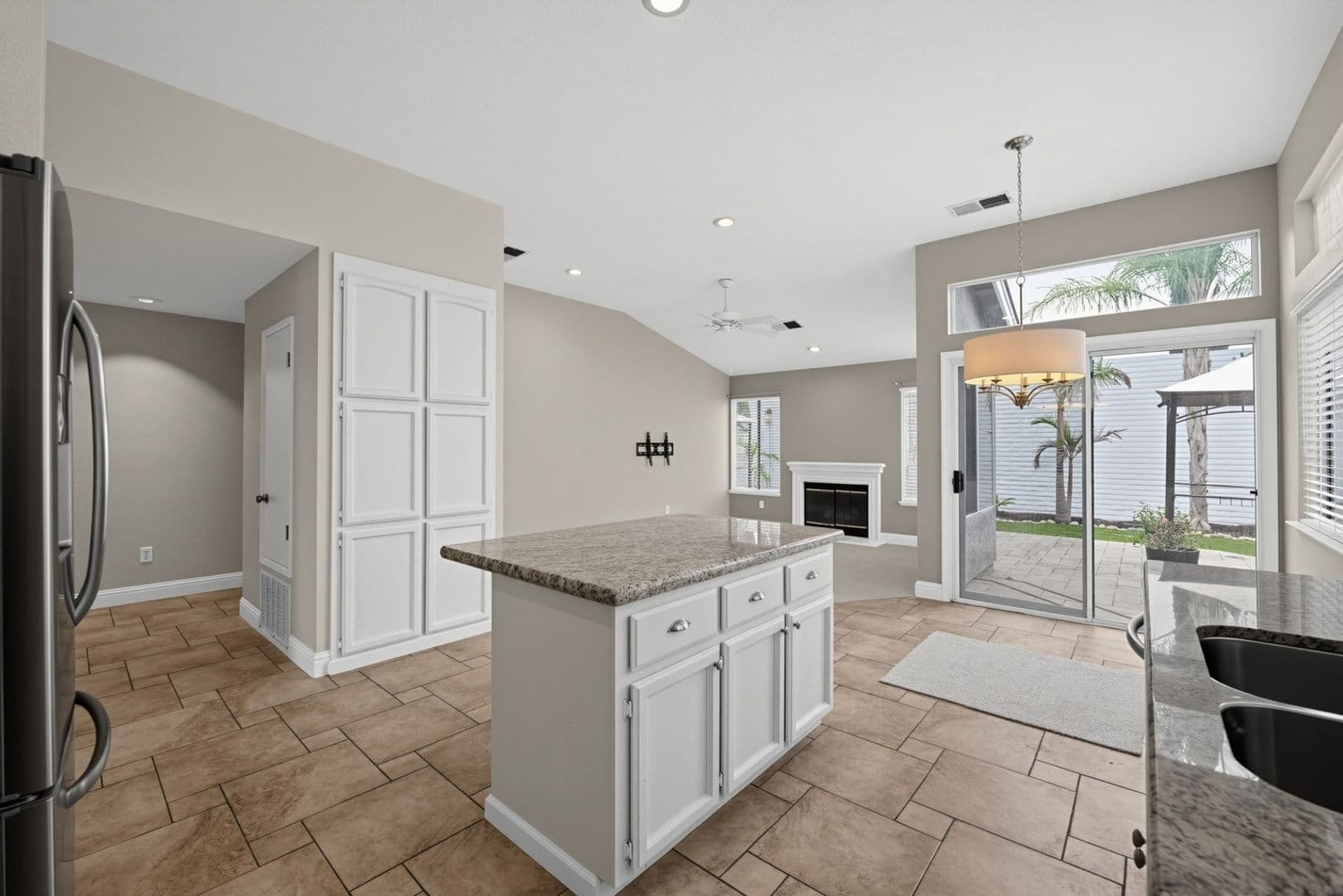 Oakley House: 1713 Fairhaven Ct