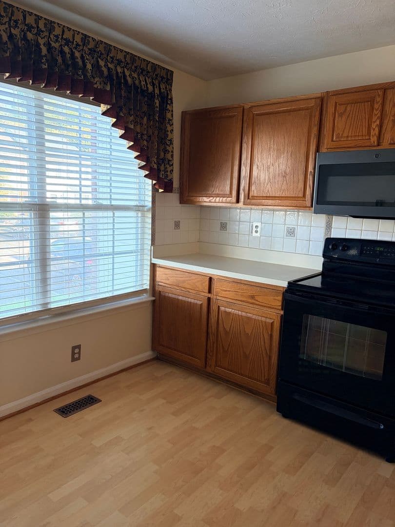 Severn Townhome: 1738 Carriage Lamp Ct