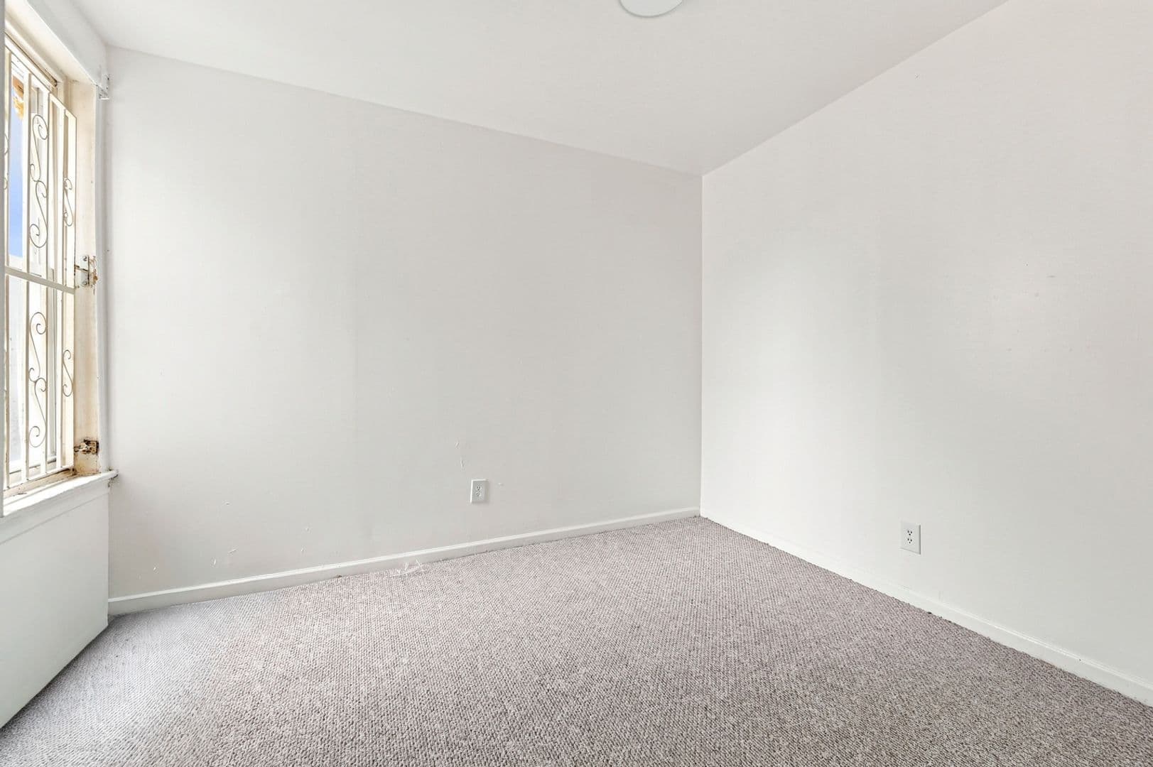 Philadelphia House: 1030 E Chelten Ave