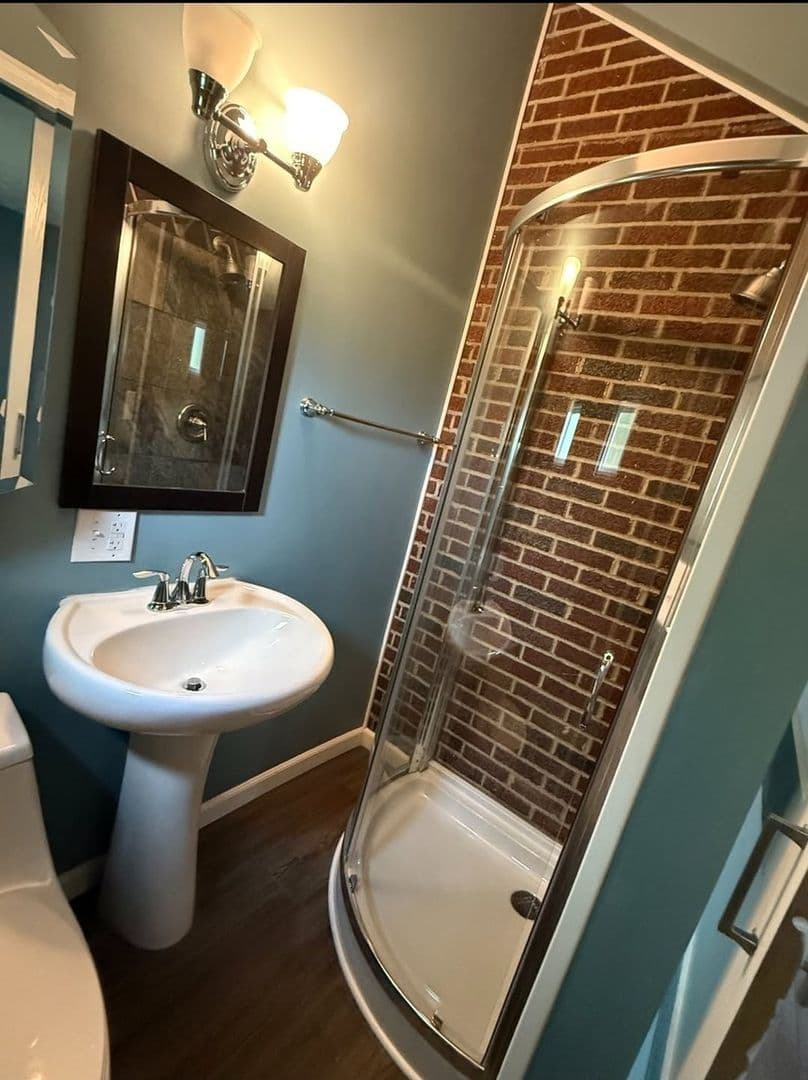 New Lebanon House: 8079 W 3rd St