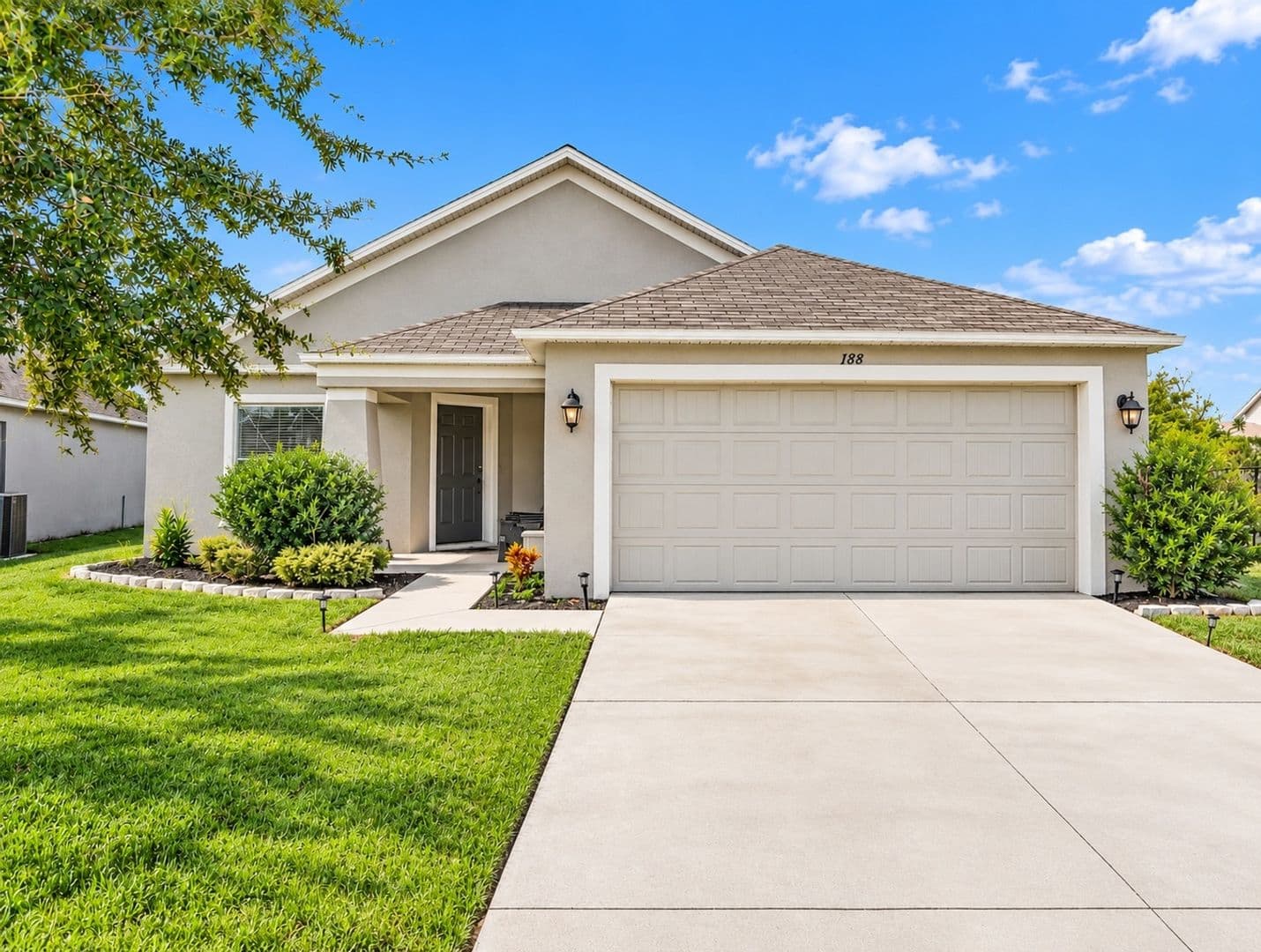 Winter Haven House: 188 Black Skimmer Ln
