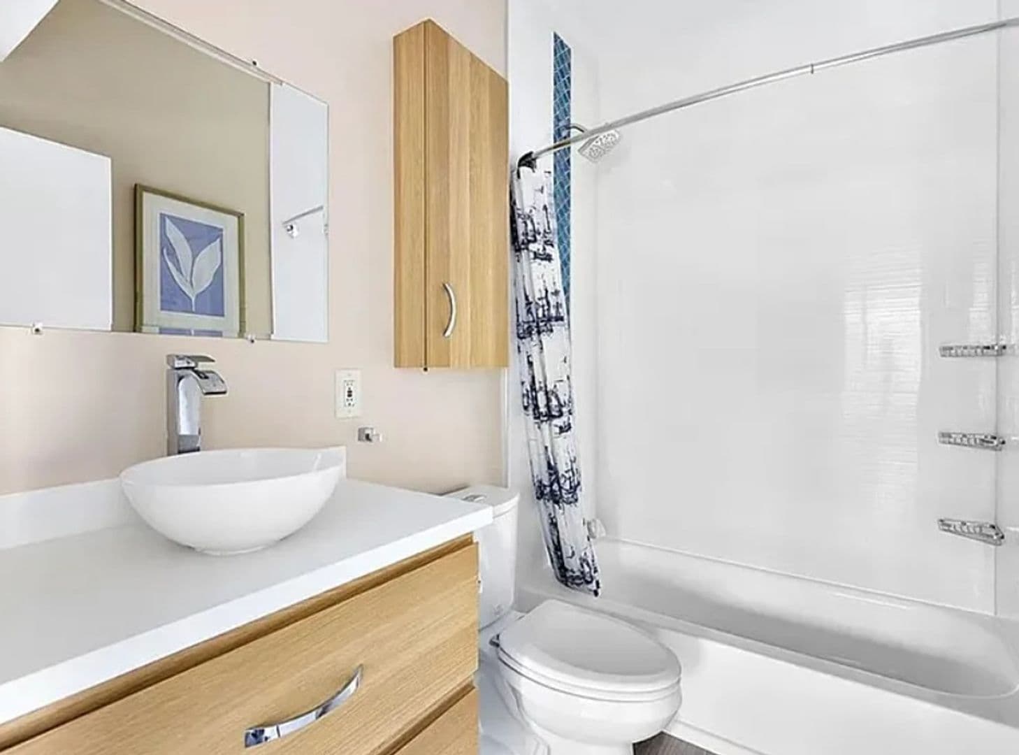 Los Angeles Condo: 4567 Lexington Ave