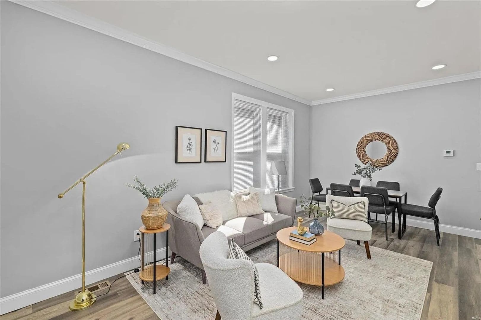 Saint Louis House: 4406 Ellenwood Ave