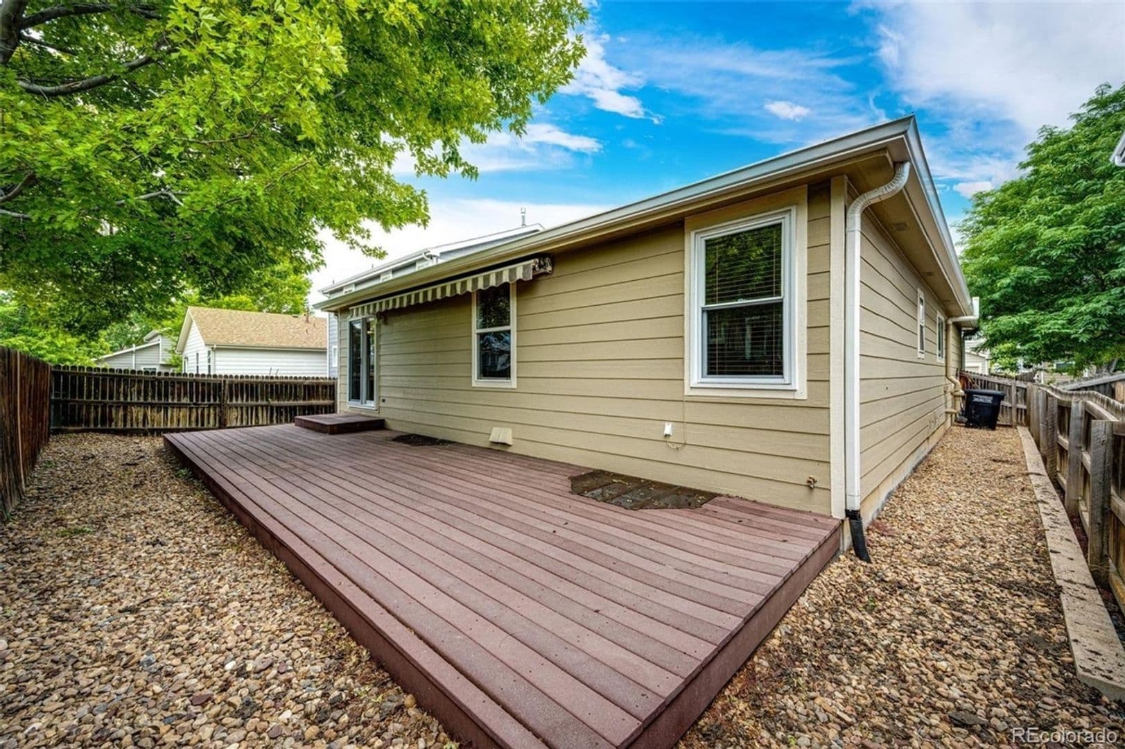 Englewood House: 16475 E Phillips Pl