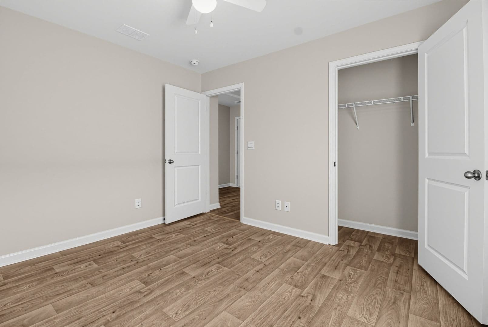 Conway House: 383 Spruce Pine Way