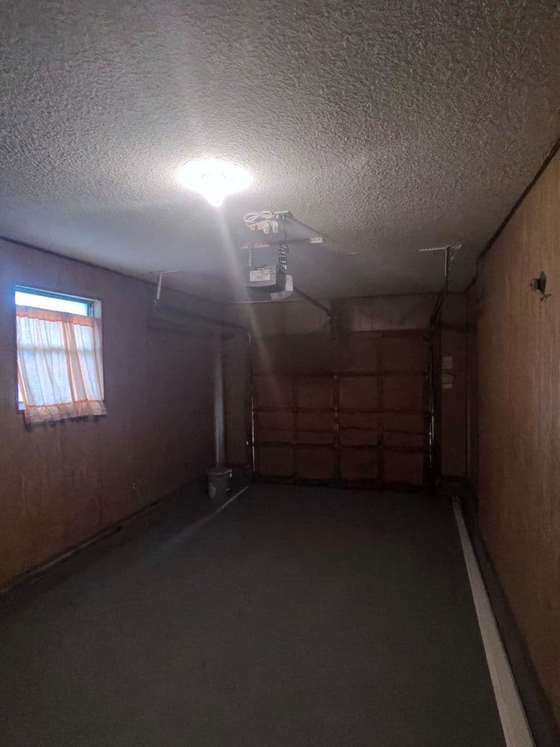 Jacksonville House: 7325 Calvin St