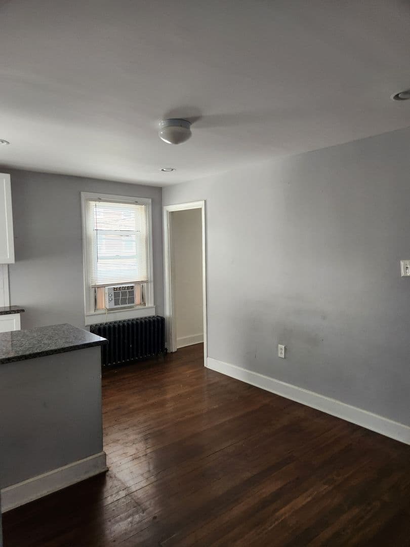 Clifton Heights Townhome: 32 S Penn St