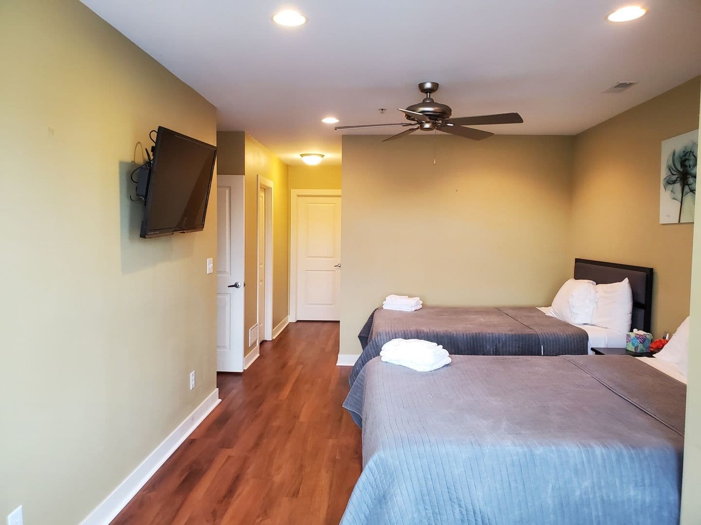 Saint Joseph Condo: 1221 Broad St