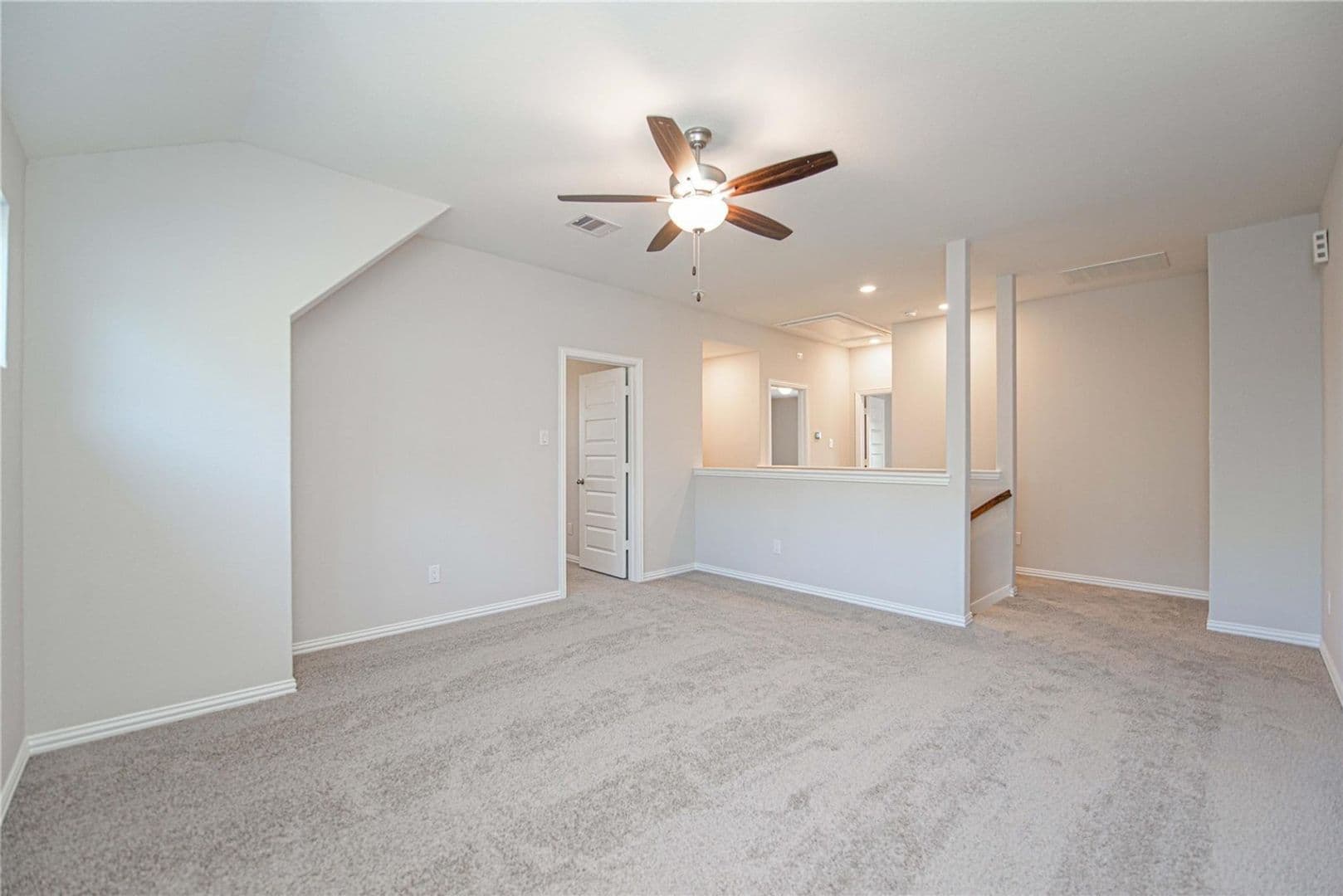Conroe Townhome: 107 Silver Sky Ct