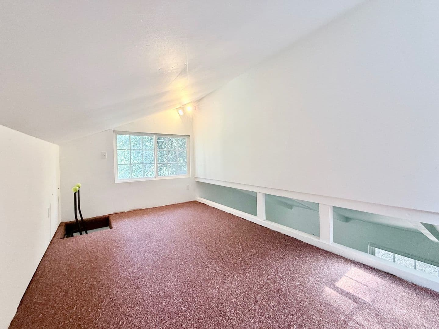 Palomar Mountain House: 33125 Canfield Rd