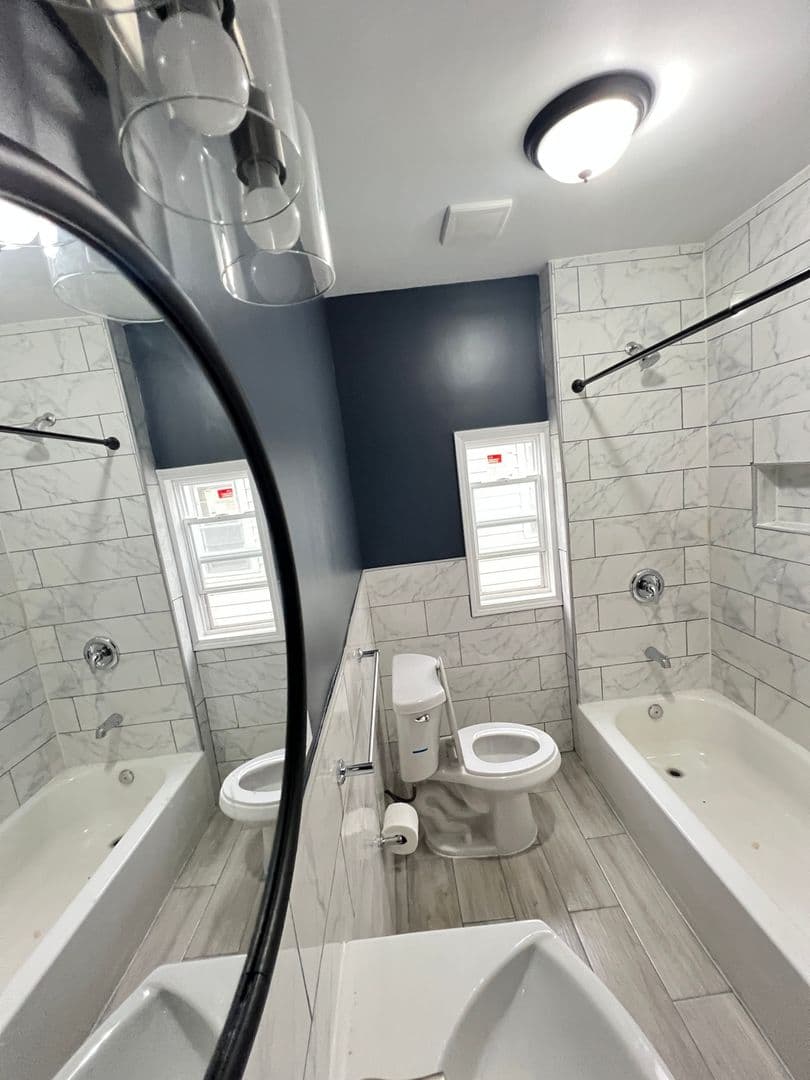 Buffalo Townhome: 313 Lasalle Ave