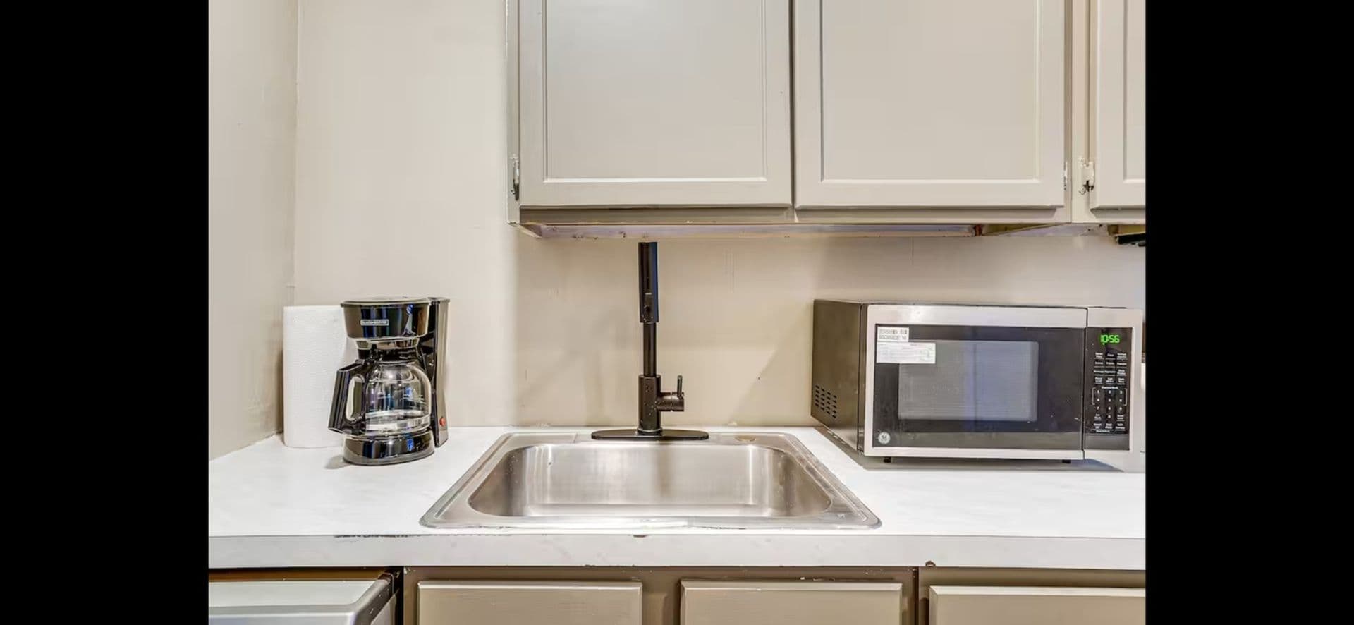 Louisville Townhome: 637 S 44th St