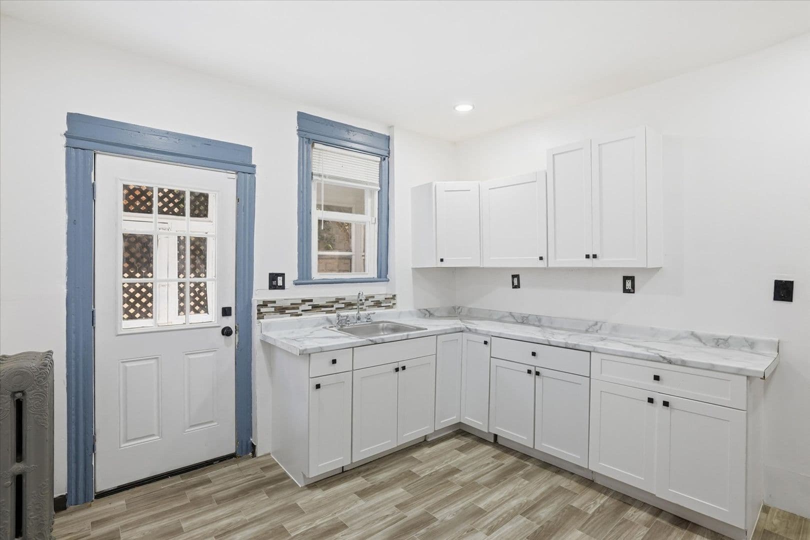 Scranton House: 940 Monroe Ave