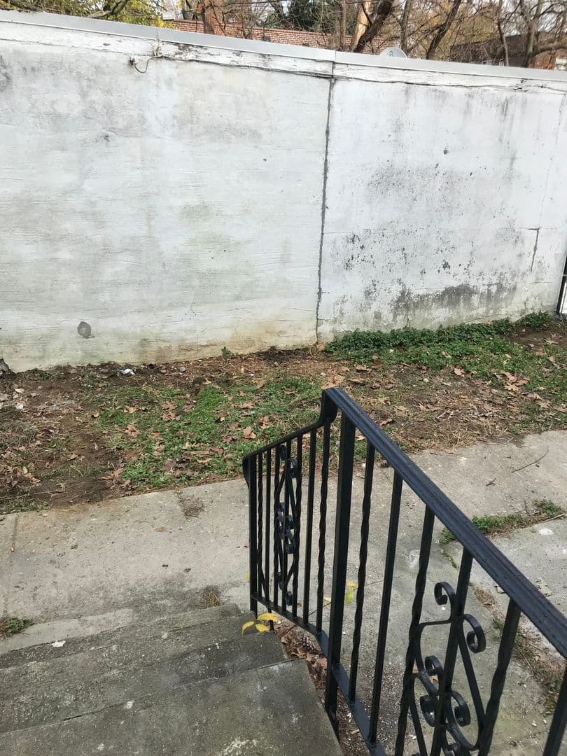 Philadelphia Townhome: 4832 E Roosevelt Blvd