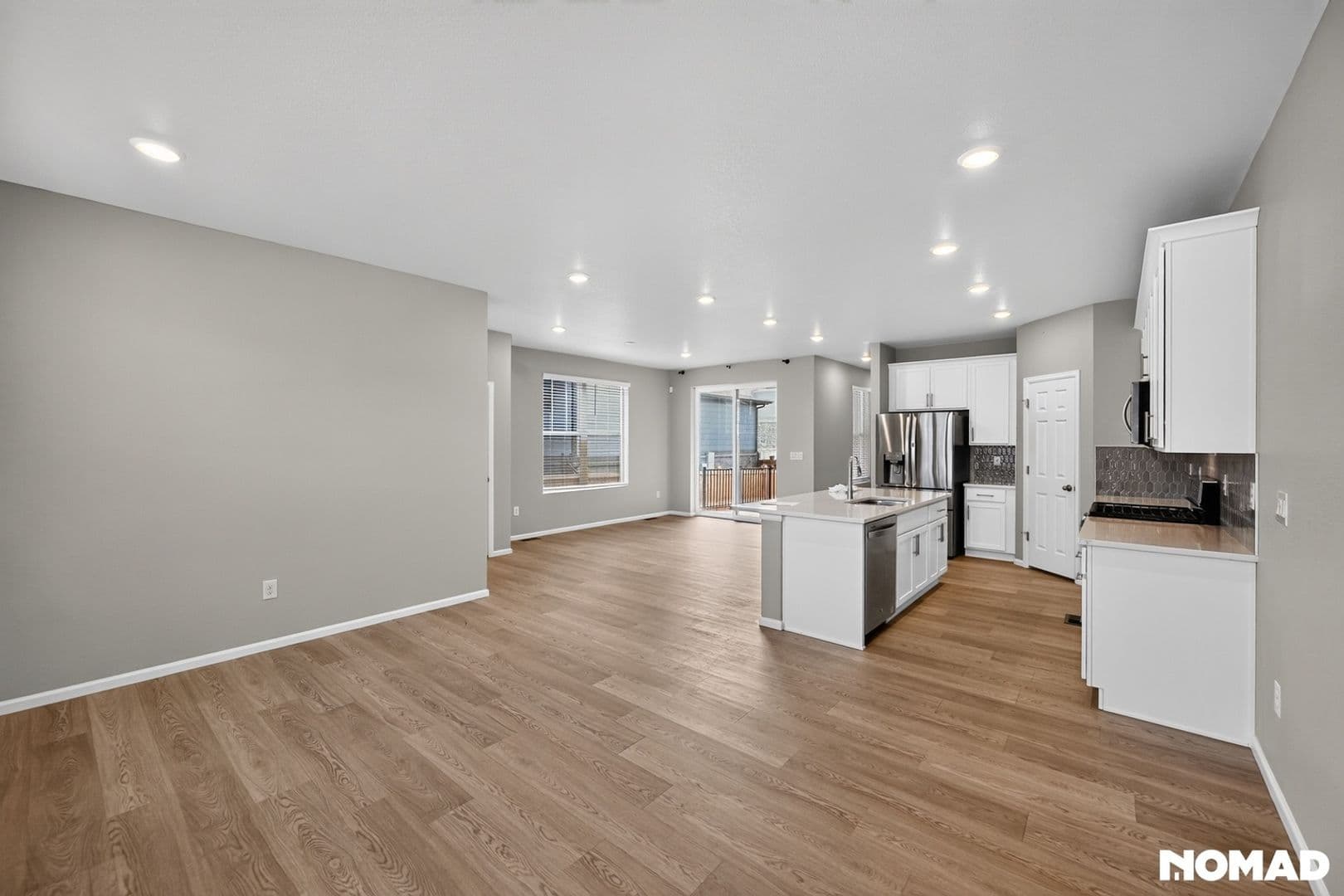 Aurora Townhome: 745 N Tempe St