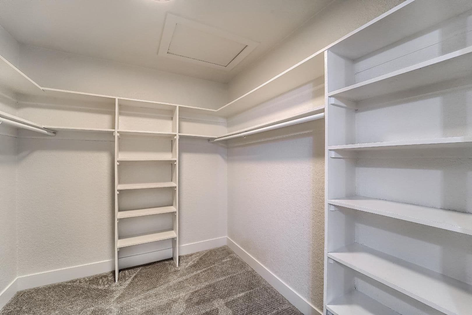 Denver House: 9923 East Exposition Avenue