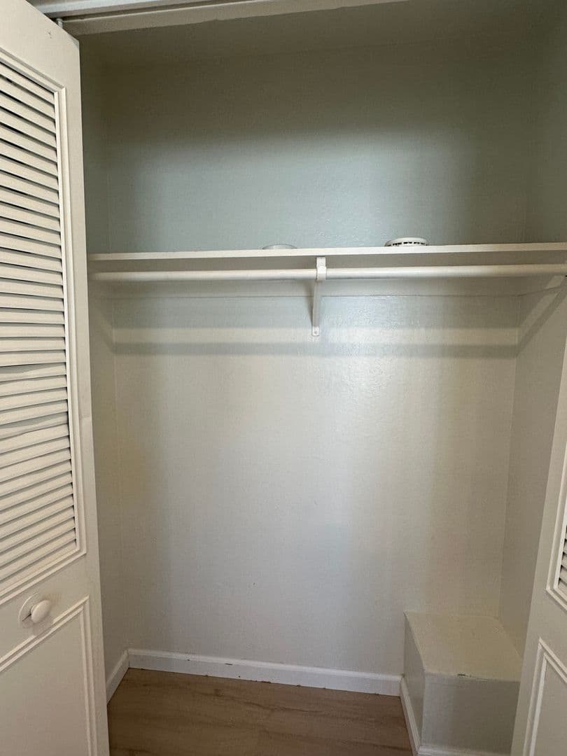Auburn Condo: 3673 Park Dr