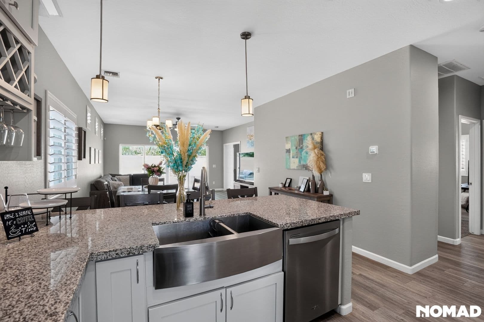 Phoenix House: 524 W Harwell Rd