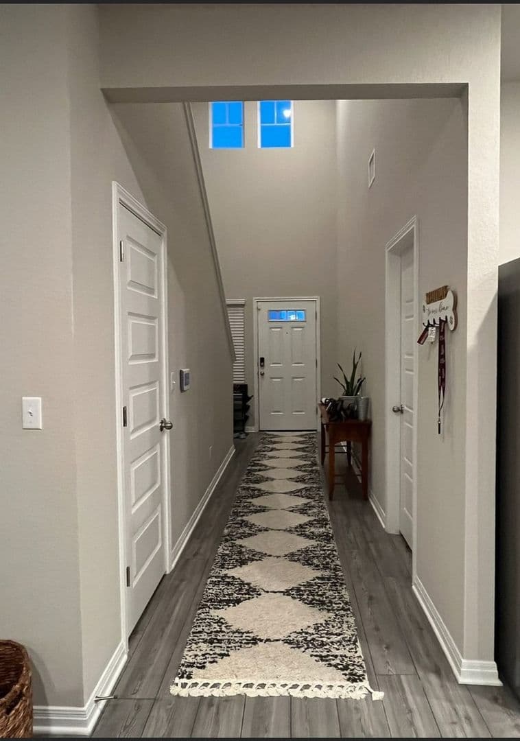 Buda House: 3618 Twin Glades Pass
