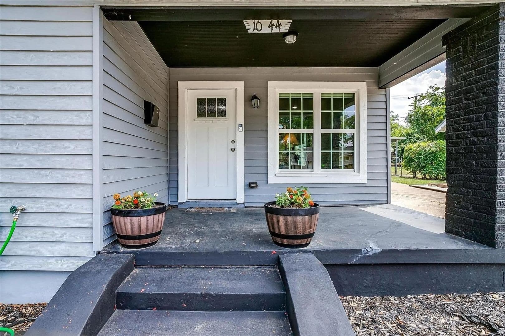 Fort Worth House: 1044 E Ramsey Ave