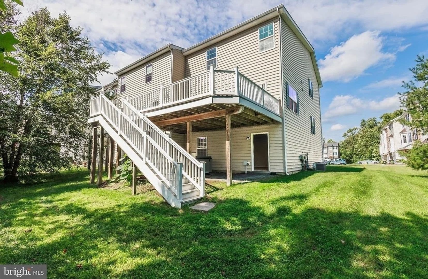 Newark Townhome: 621 S Twin Lakes Blvd