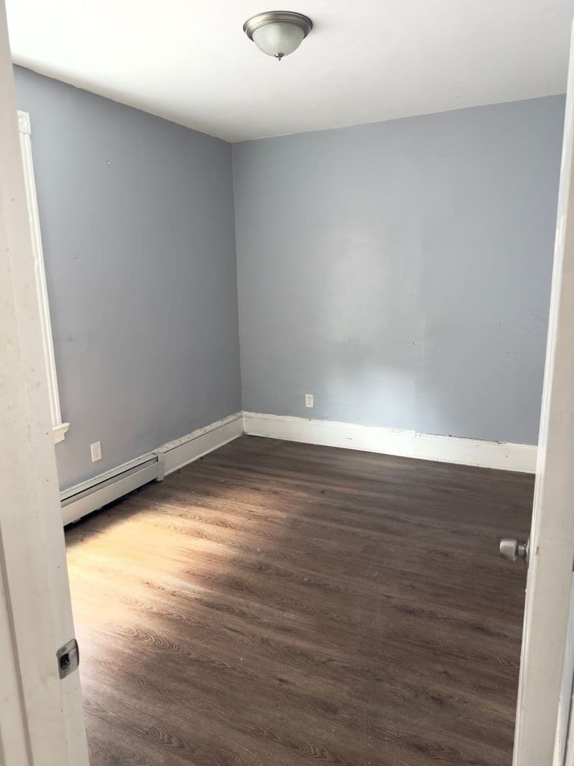Hartford House: 23 Alden St