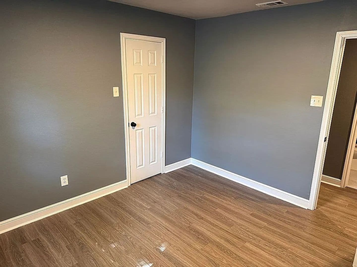 Rockwall House: 834 Nash St