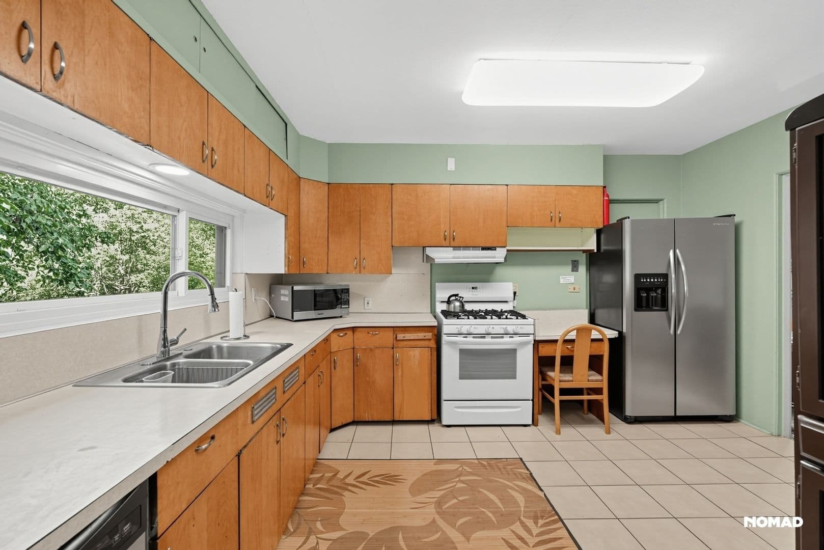 Decatur Townhome: 454 Superior Ave