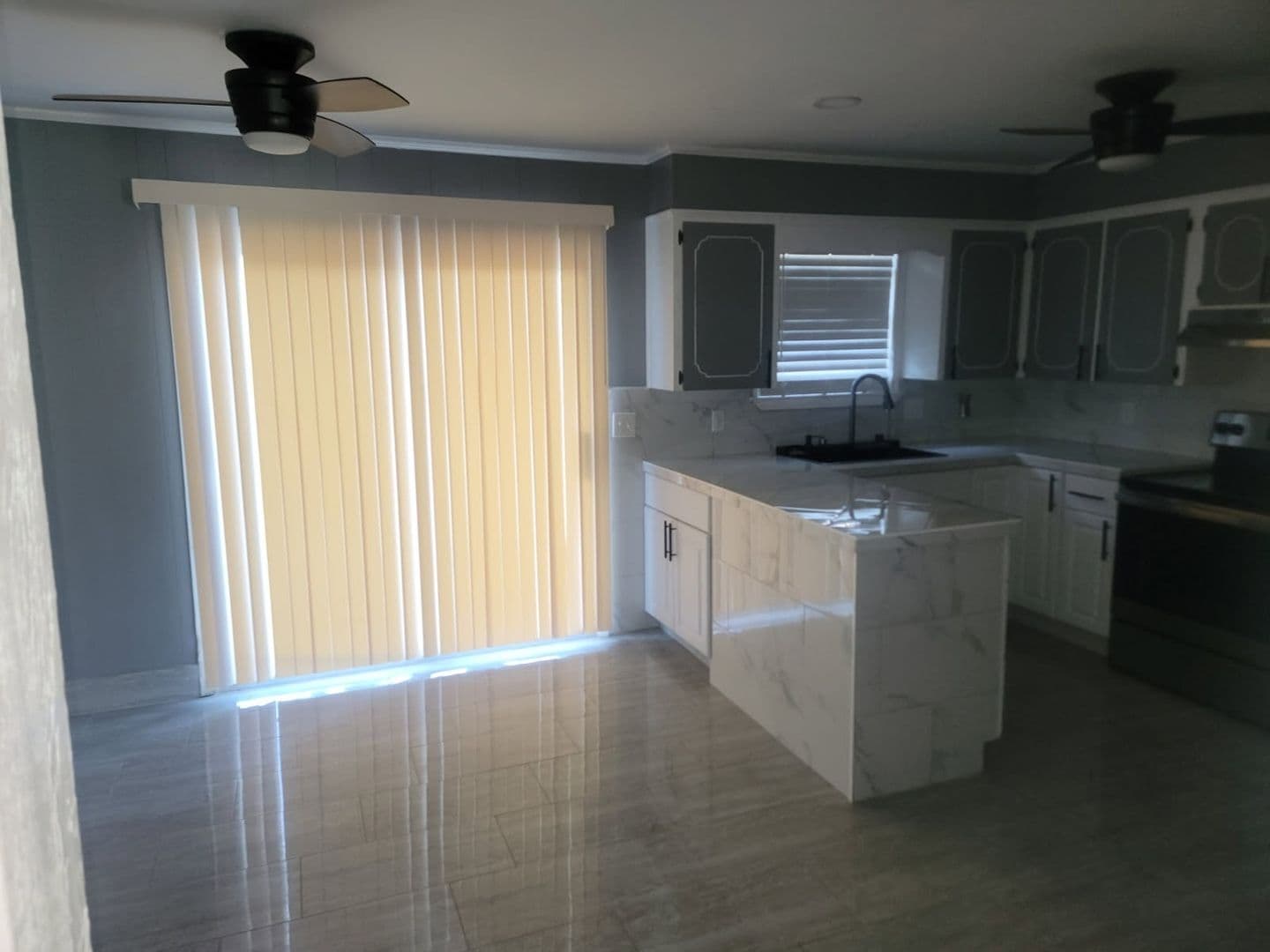 Jacksonville House: 1115 Ray Rd