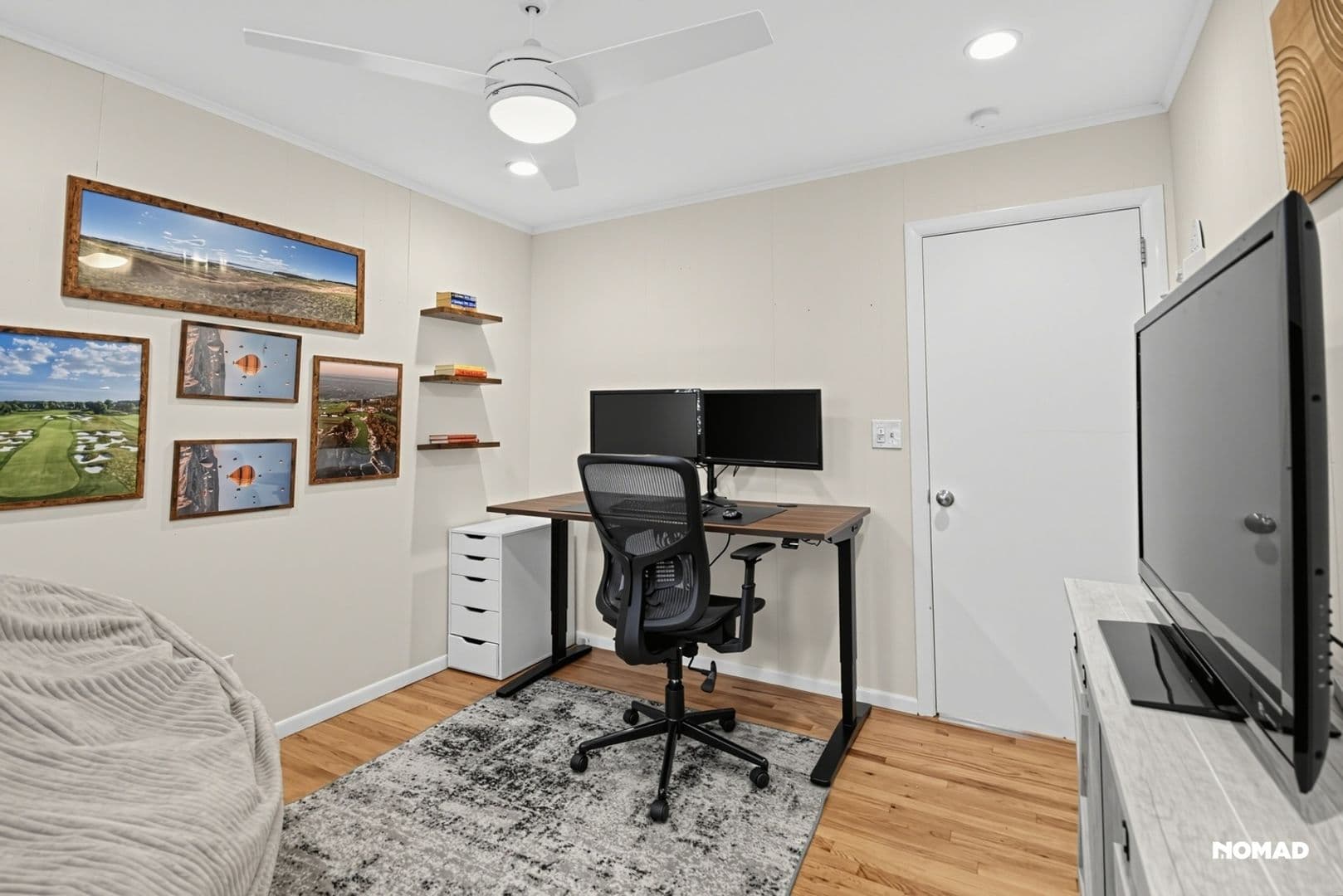 Newington House: 80 Knollwood Rd