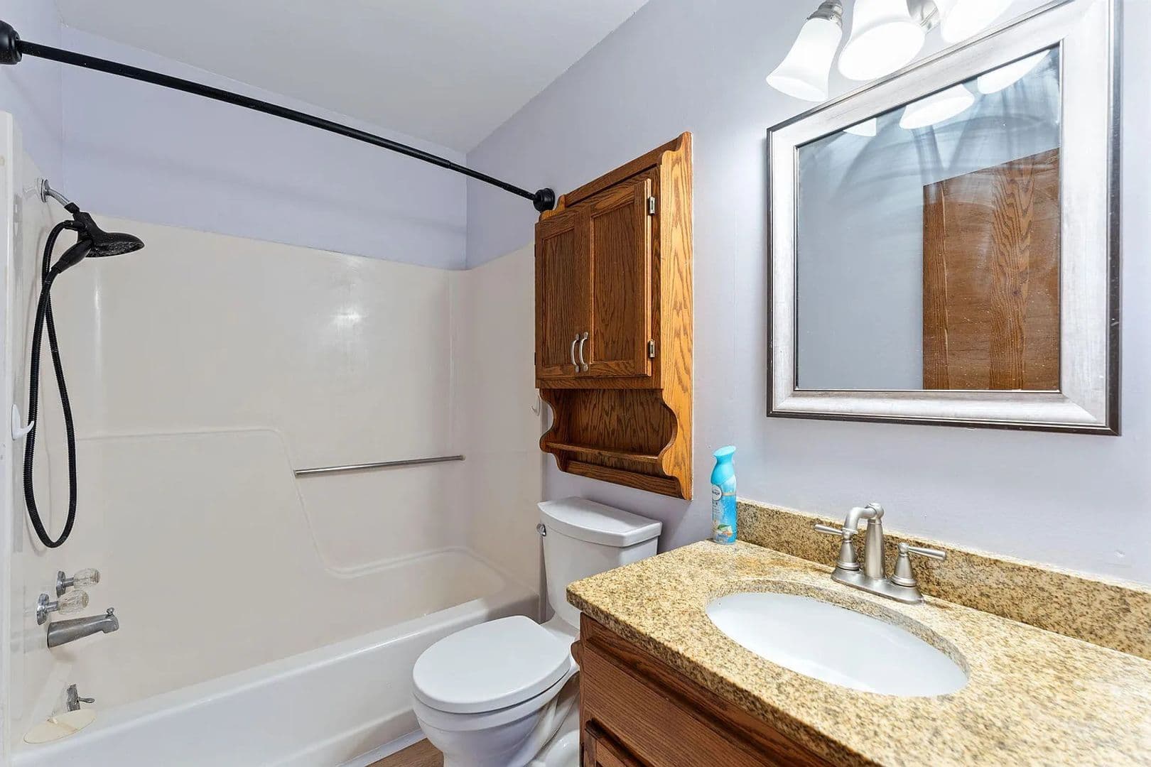 Cannon Falls House: 509 Mill St E