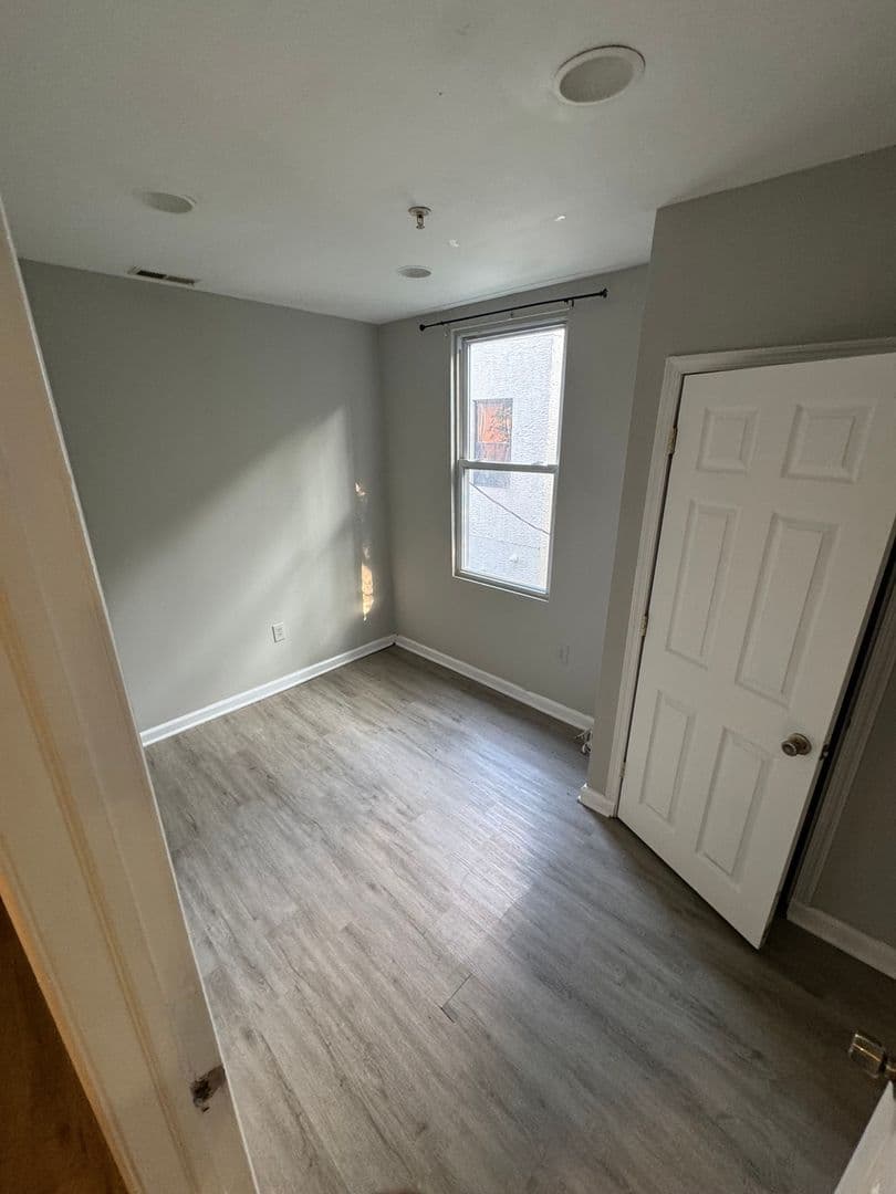 Philadelphia Townhome: 2144 N 18th St