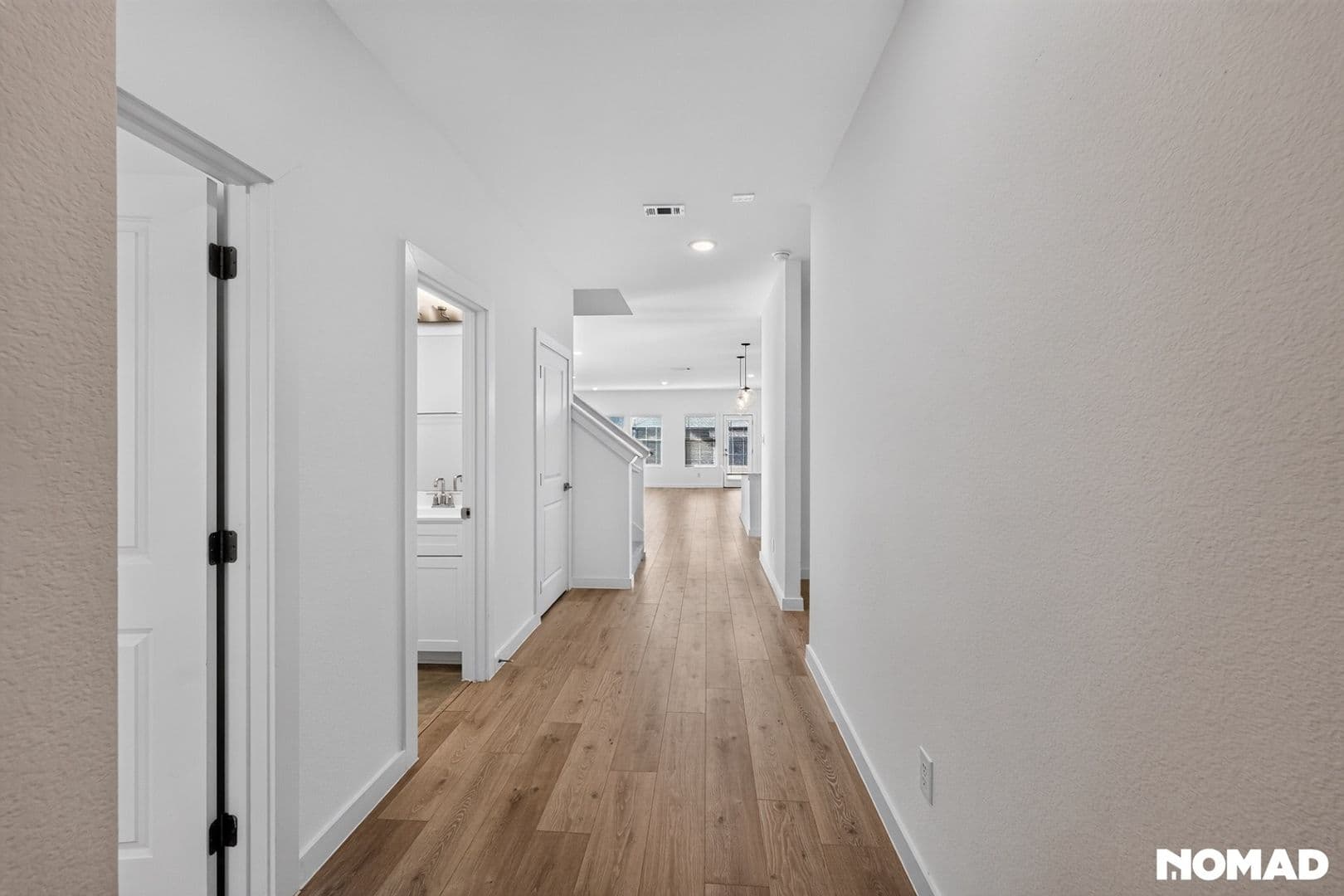 Seagoville House: 2512 Broken Bow Dr