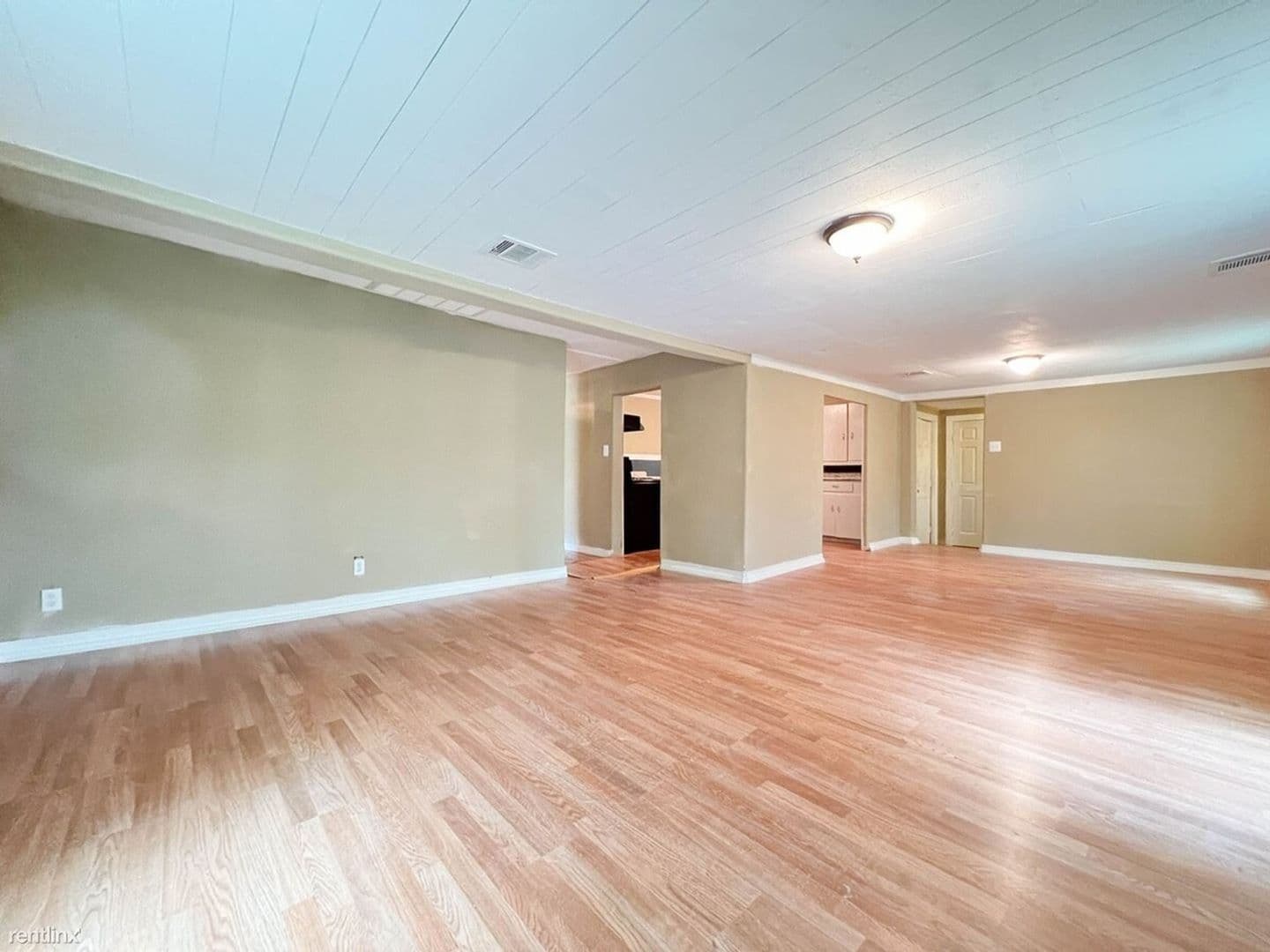 Rockdale House: 636 N Wilcox St