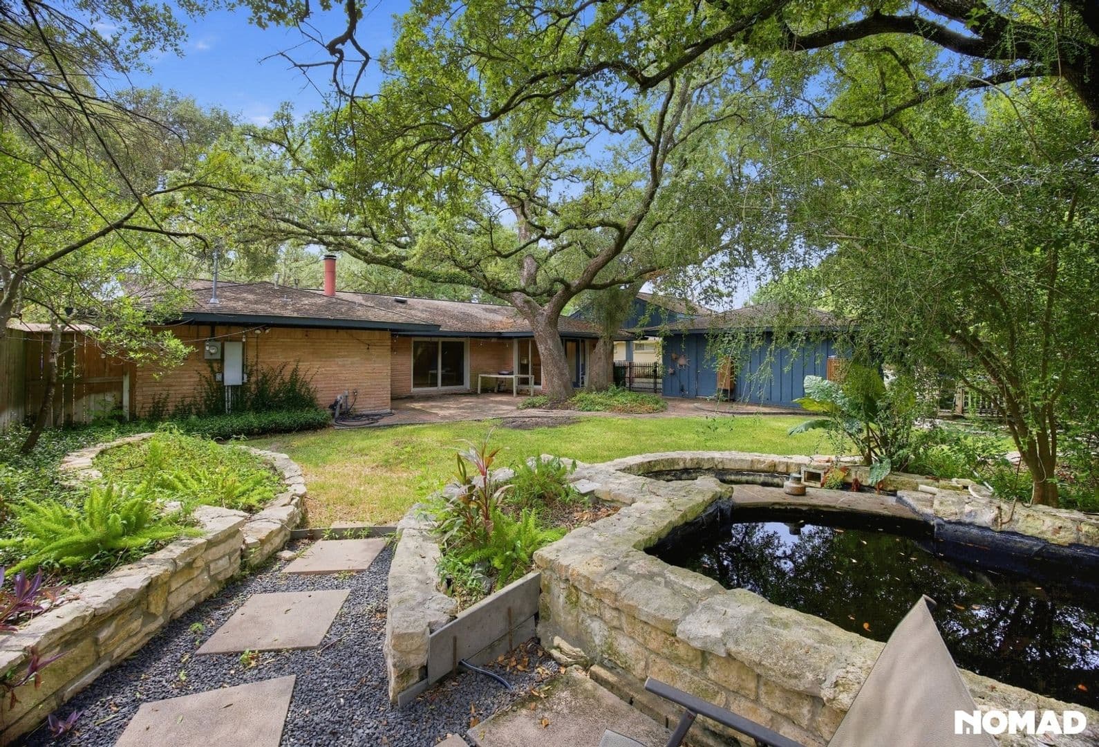 Houston House: 4726 Omeara Dr