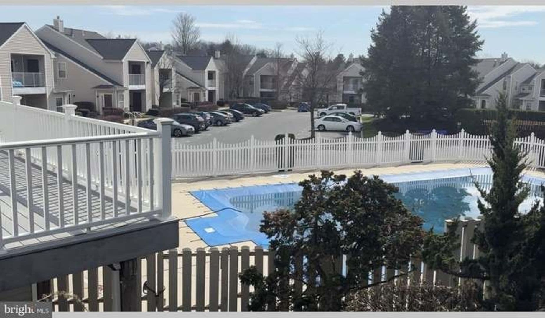 Harrisburg House: 6106 Spring Knl Dr