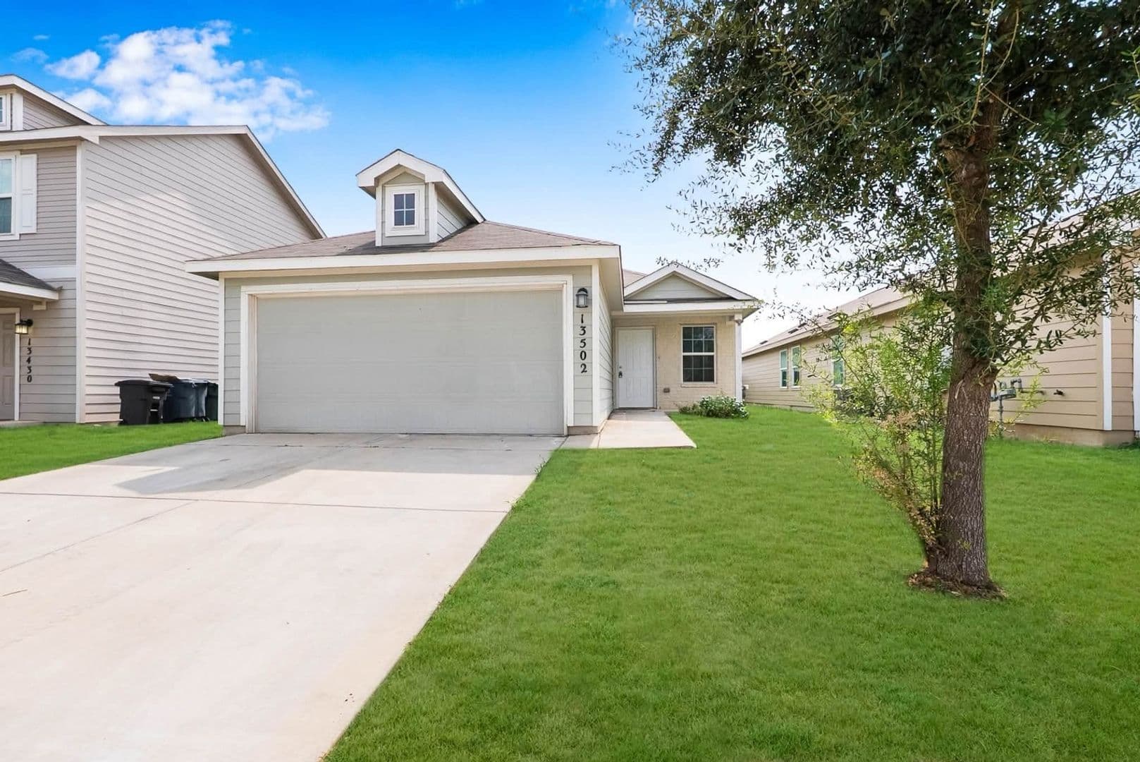 San Antonio House: 13502 Pelican Xing