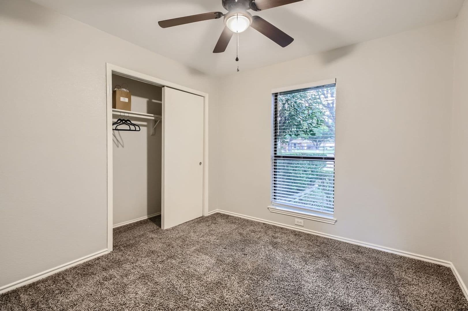 San Antonio House: 4514 Dove Lake St