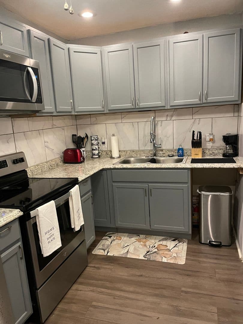 Wilmington Townhome: 1103 W 7th St