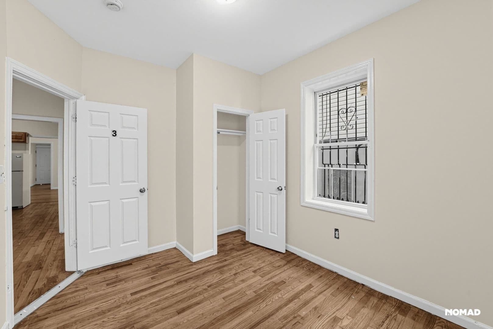 Newark Townhome: 72 Norwood St