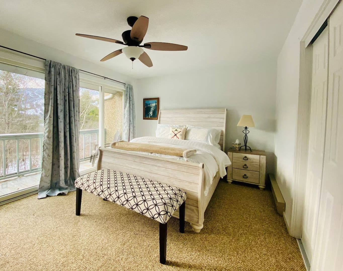 Hunter Townhome: 65 Scribner Hollow Rd