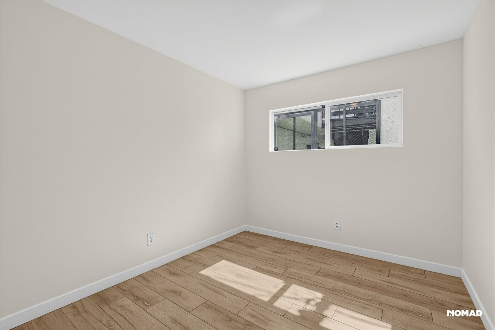 Long Beach Townhome: 2326 Locust Ave