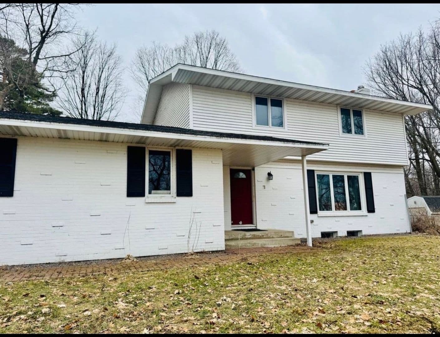 Prior Lake House: 17742 Fairlawn Ave